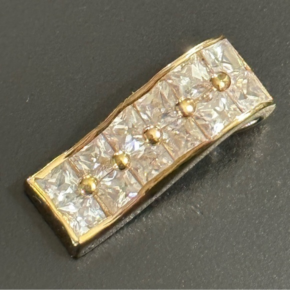 Stunning Diamond 💎 Pendant | Waterfall Style 18k Gold Over 925 Marked Charm - Picture 1 of 6